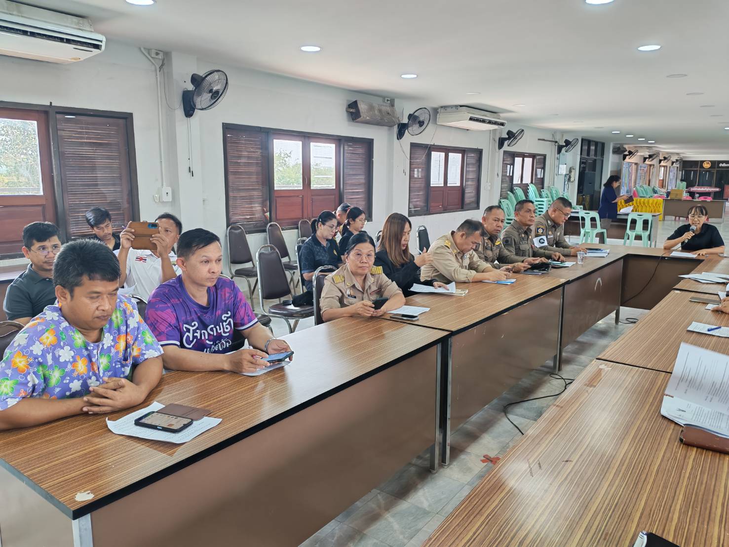 ✏️พช.เมืองสุโขทัย ร่วมประชุมศูนย์ปฏิบัติการป้องกัน และลดอุบัติเหตุทางถนน ในช่วงเทศกาลสงกรานต์ พ.ศ. 2569 อำเภอเมืองสุโขทัย จังหวัดสุโขทัย🌟